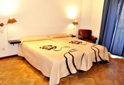 Hostal Santa Barbara Soria Extérieur photo