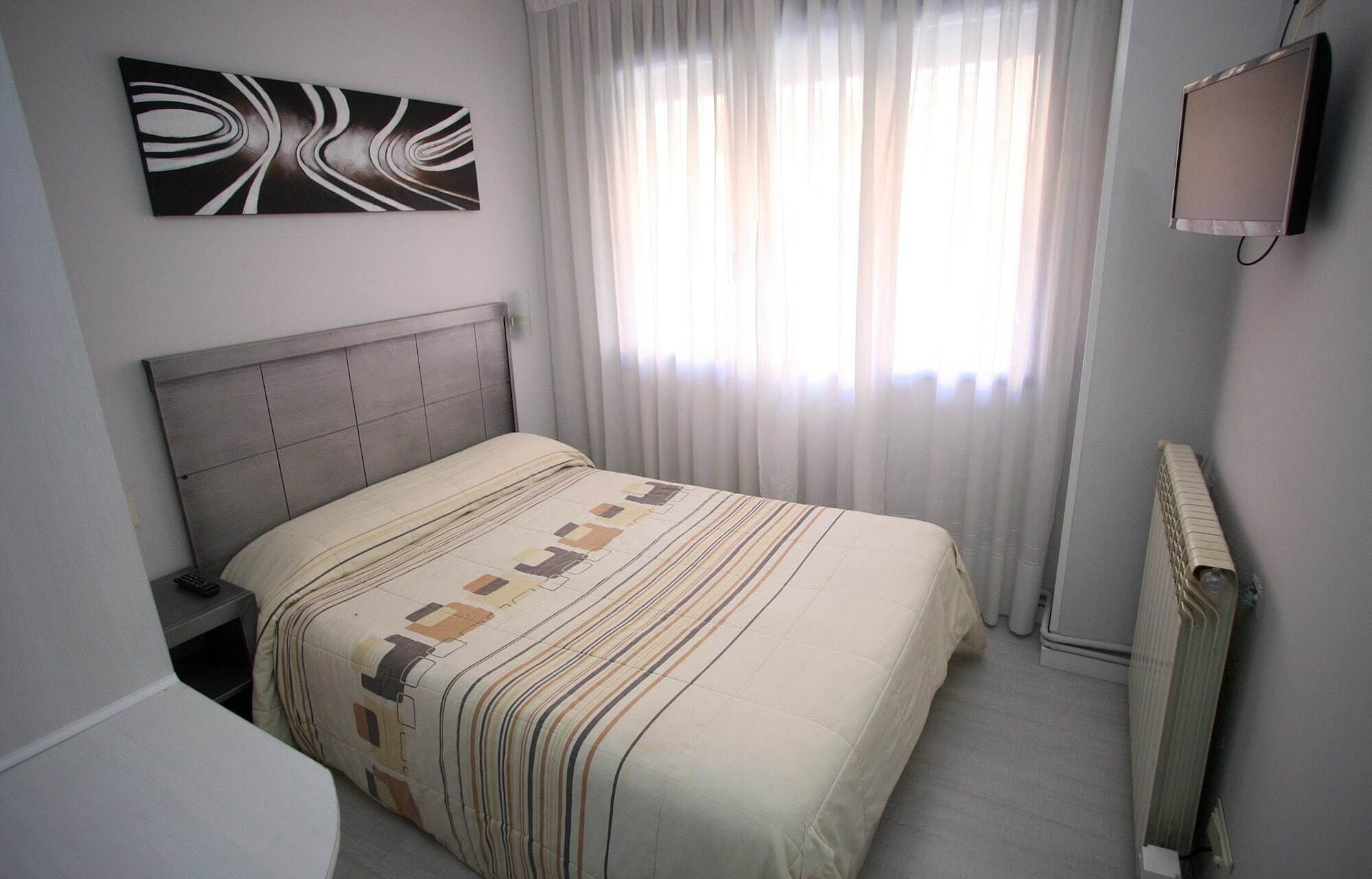 Hostal Santa Barbara Soria Extérieur photo